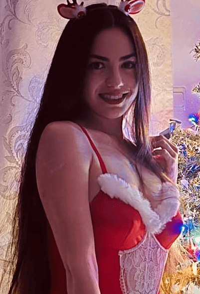 ErikaRosse live on ImLive - featured camgirl on OnlyBestCams